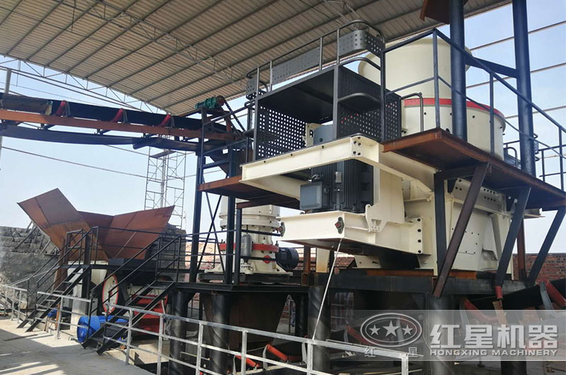 時產(chǎn)200噸青石碎石加工客戶現(xiàn)場實拍 時產(chǎn)200噸青石碎石加工客戶現(xiàn)場實拍