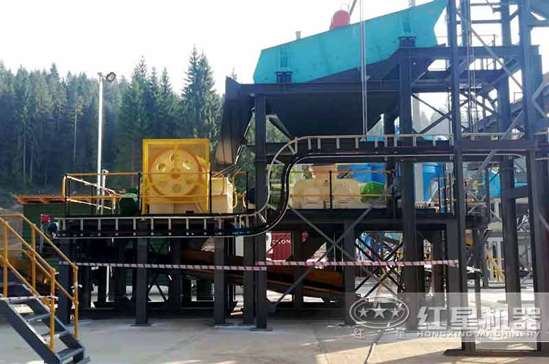 顎式破碎機(jī)+對輥式破碎機(jī) 顎式破碎機(jī)+對輥式破碎機(jī)