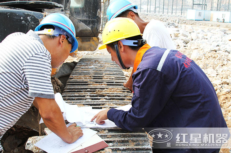 紅星機器技術(shù)人員現(xiàn)場指導(dǎo) 紅星機器技術(shù)人員現(xiàn)場指導(dǎo)